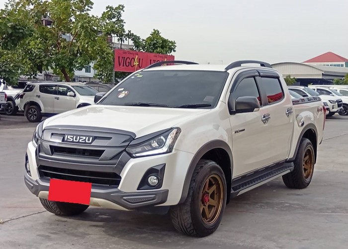 ISUZU
             
                 for Sale for Sale